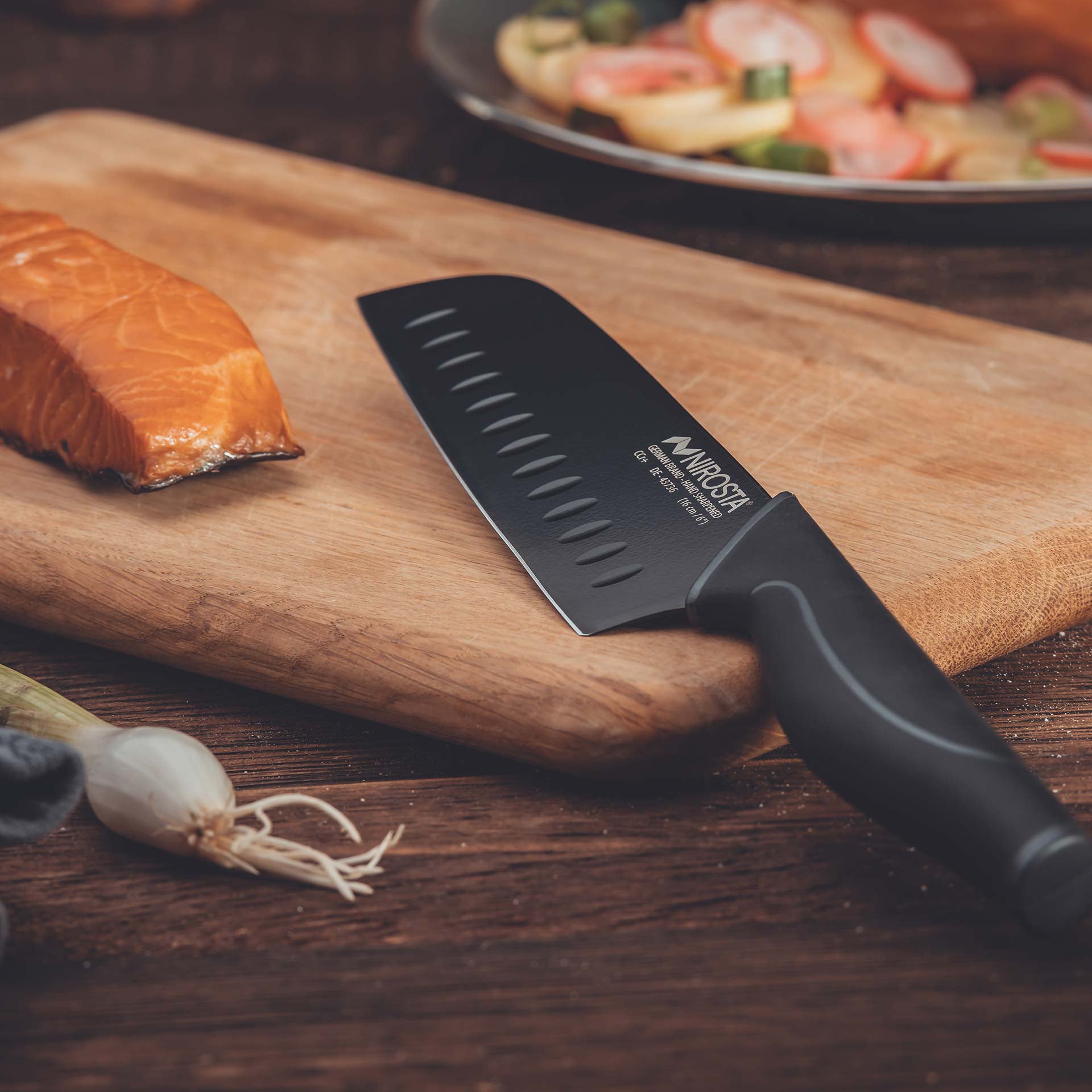 Nirosta nóż Santoku Wave 16 cm