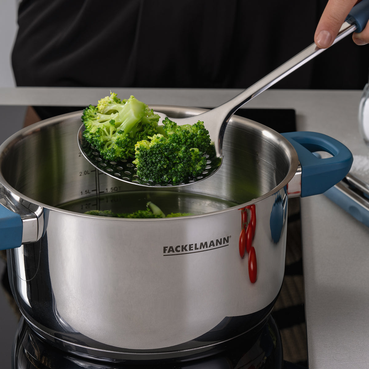 Fackelmann łyżka cedzakowa Essential 32 cm